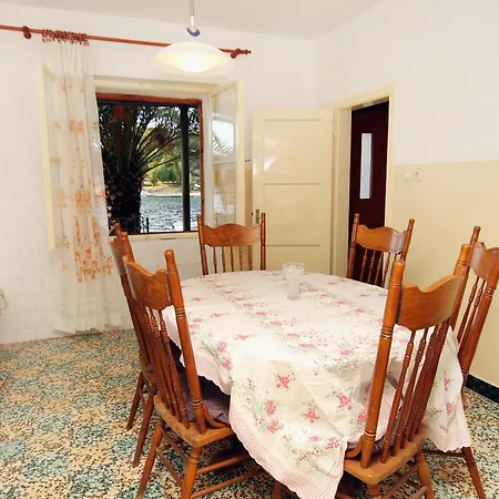 Razanj 5945a Daire